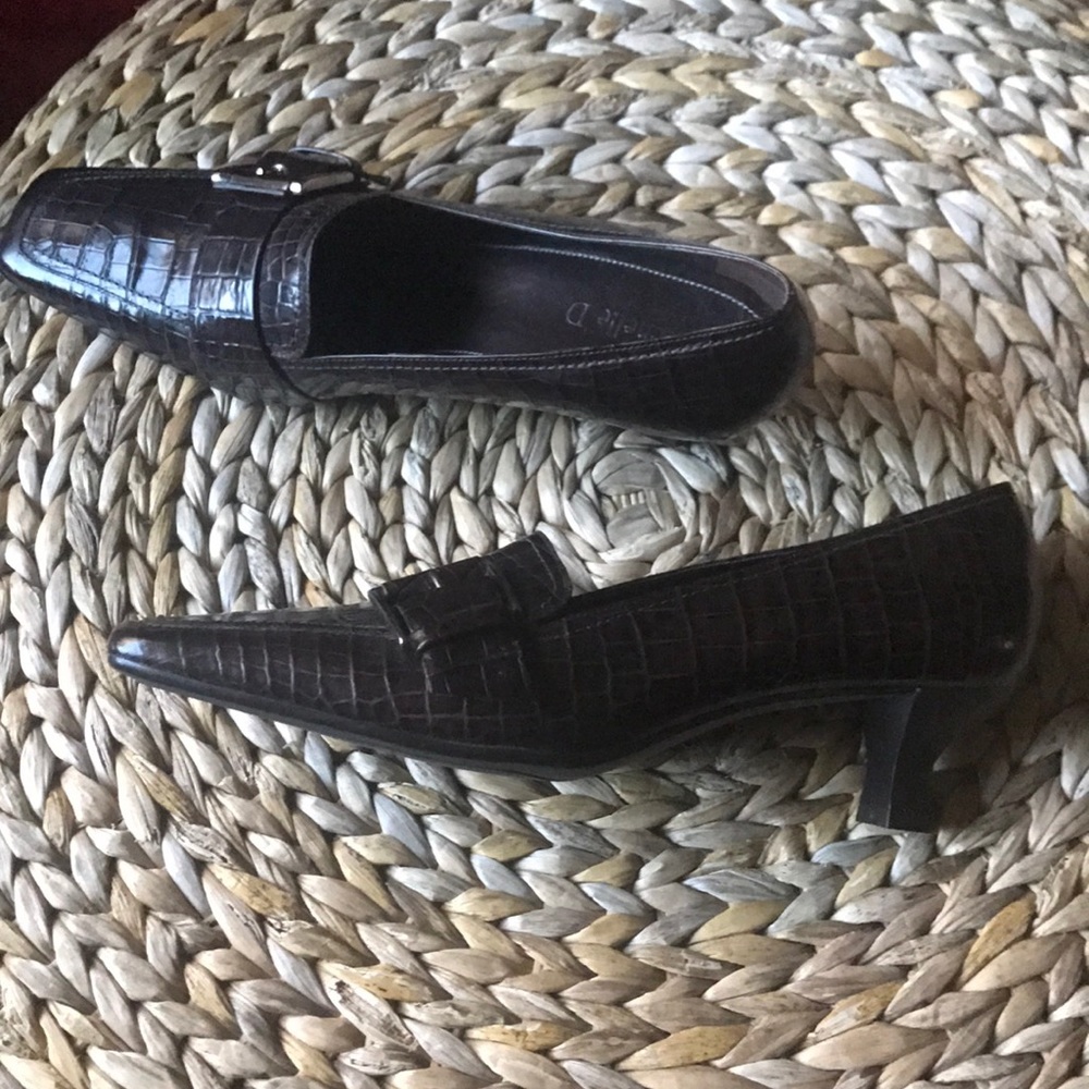 Michelle D Kitten Heels